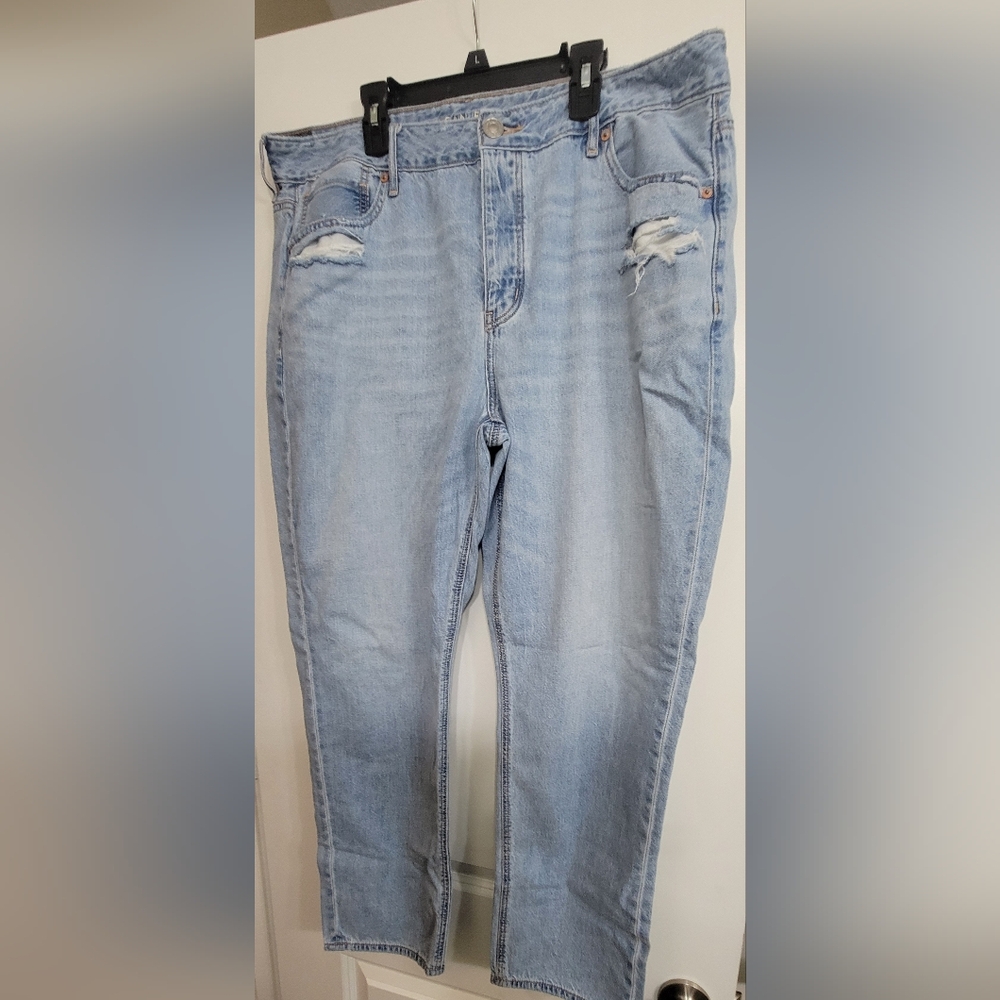 AE Distressed Straight Leg Jeans- Size 16